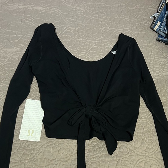 Lululemon It’s A Wrap Long Sleeve - Picture 5 of 6